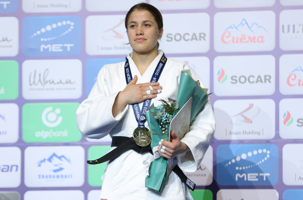 Шукуржон Аминова завоевала золотую медаль на Гран-при по дзюдо