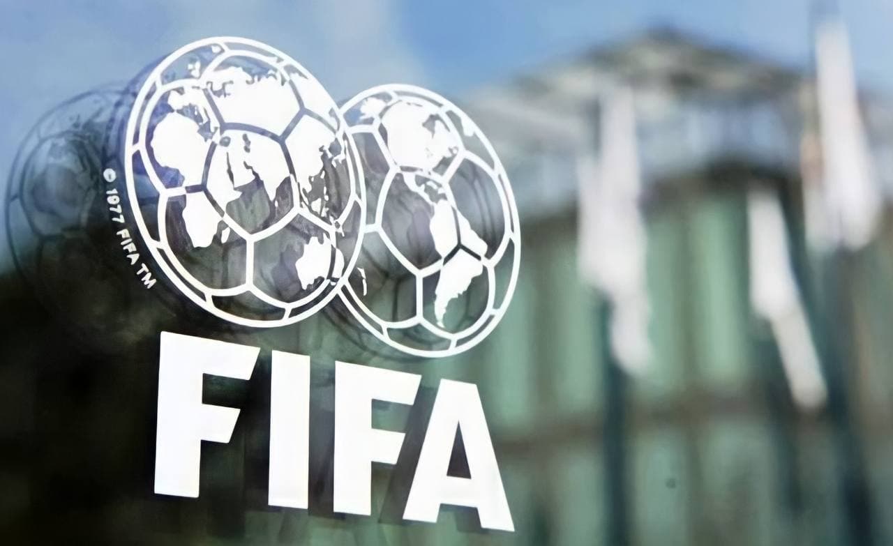 ФИФА назвала имена трех претендентов на звание лучшего игрока 2021 года 