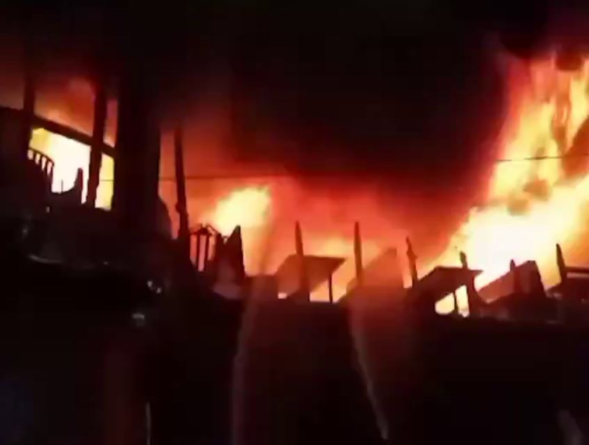 В Бангладеш загорелся ресторан, погибли свыше 40 человек