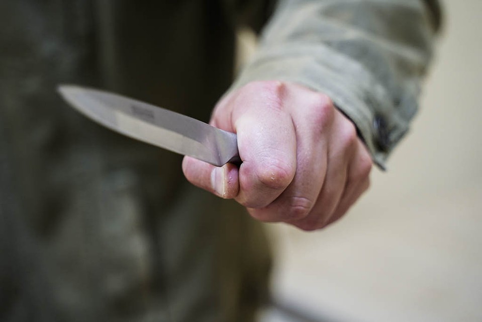 В Бухарской области отец в порыве гнева ударил ножом своего сына