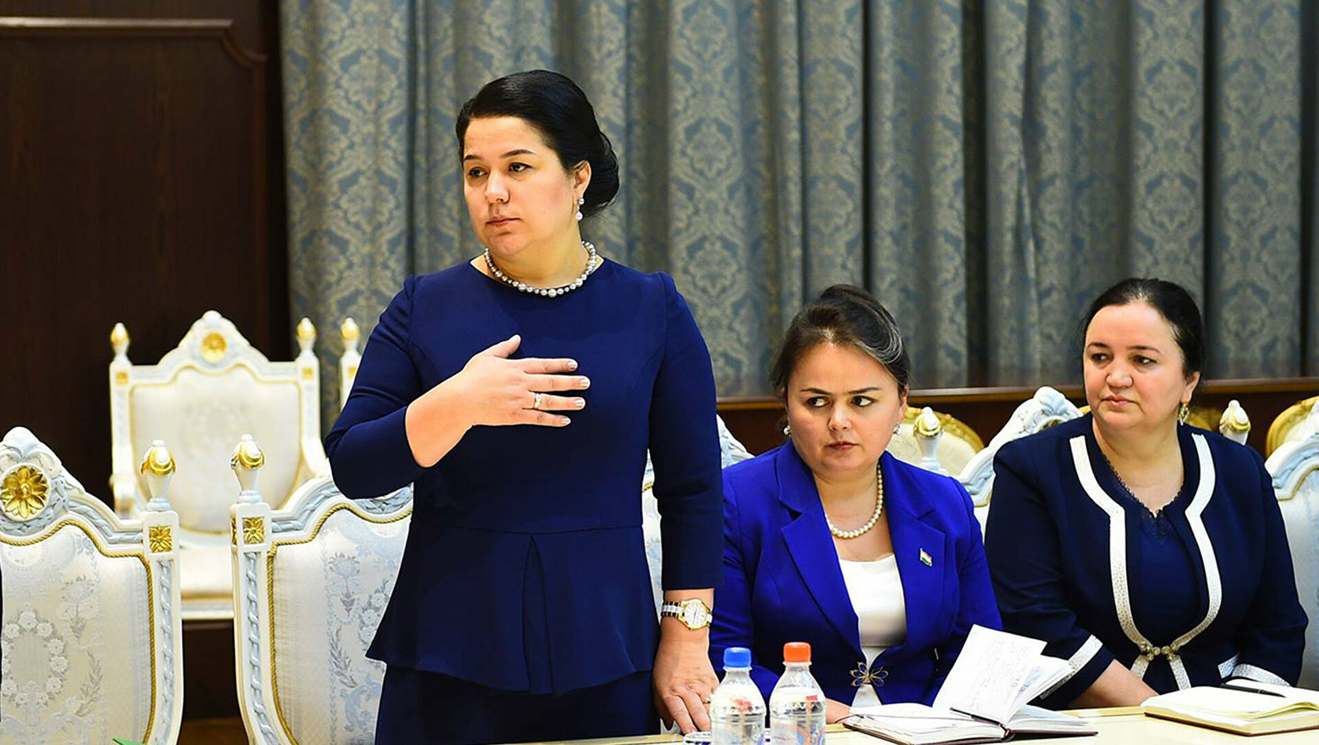 Глава Таджикистана назначил свою дочь послом в Великобритании