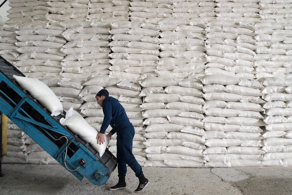 Минтруда прокомментировало новость о массовых увольнениях на сахарных заводах в Ангрене и Хорезме