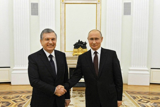 Шавкат Мирзиёев поздравил Путина с Днем рождения <br>