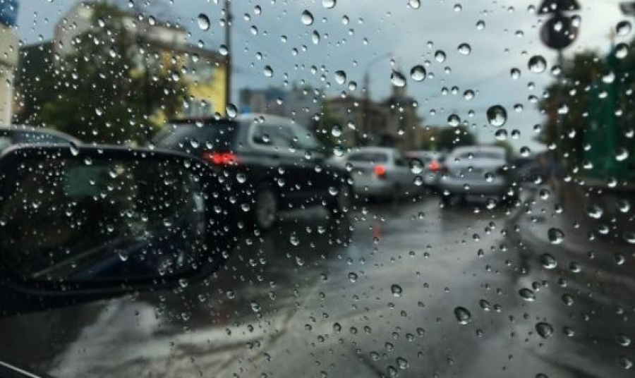 Узбекистанцев ждет дождливое начало новой недели - прогноз погоды