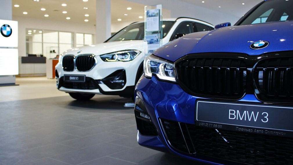 BMW в 2022 году продал меньше машин, но заработал больше денег
