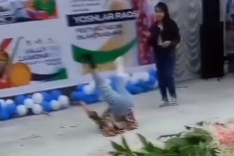 Появилось видео девочки, которая издевательски исполнила узбекский танец – видео