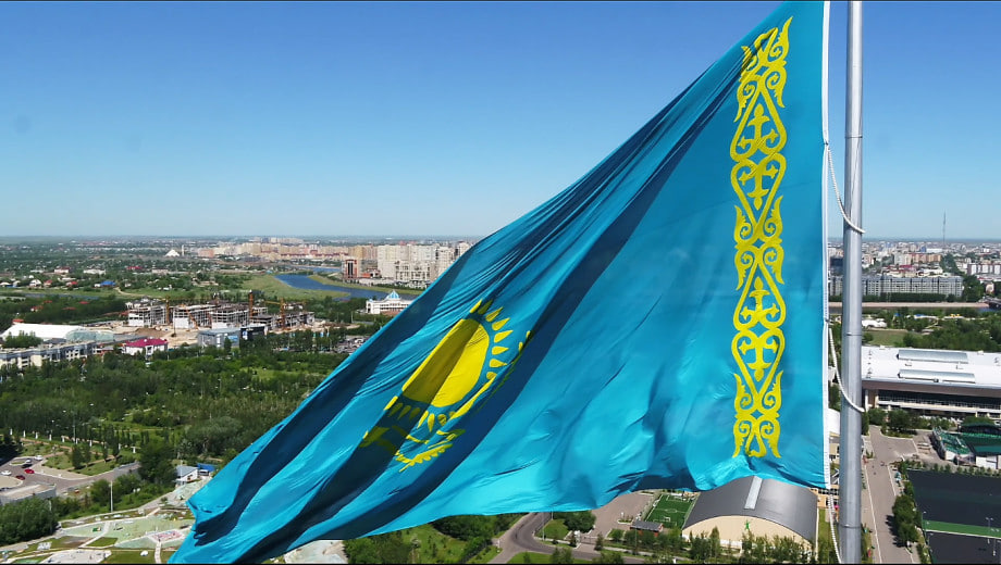 В Казахстане планируют открывать банковские счета всем новорожденным