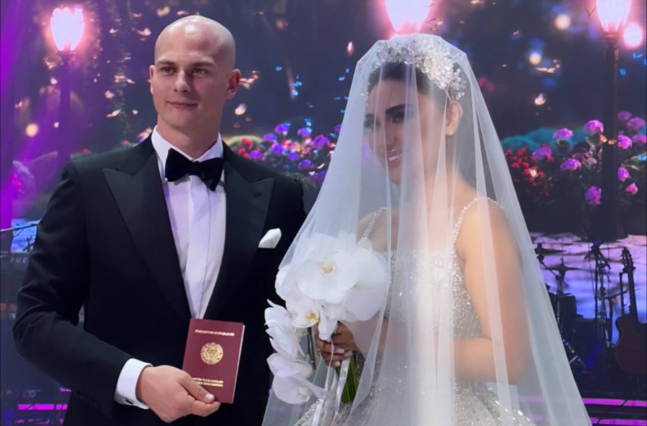 «Три свадебных платья, танец под Агутина и дуэт с Jah Khalib»: как отгремела свадьба года – Мунисы Ризаевой