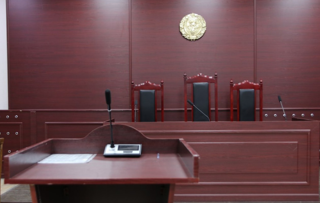 В Сырдарье судью поймали на крупной взятке