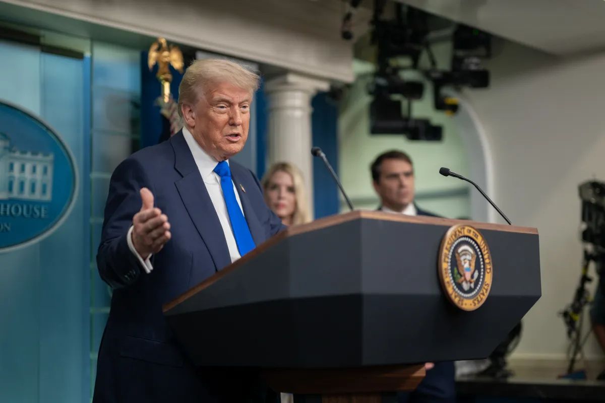 Трамп считает, что компенсацию должен выплачивать Иран, а не США
