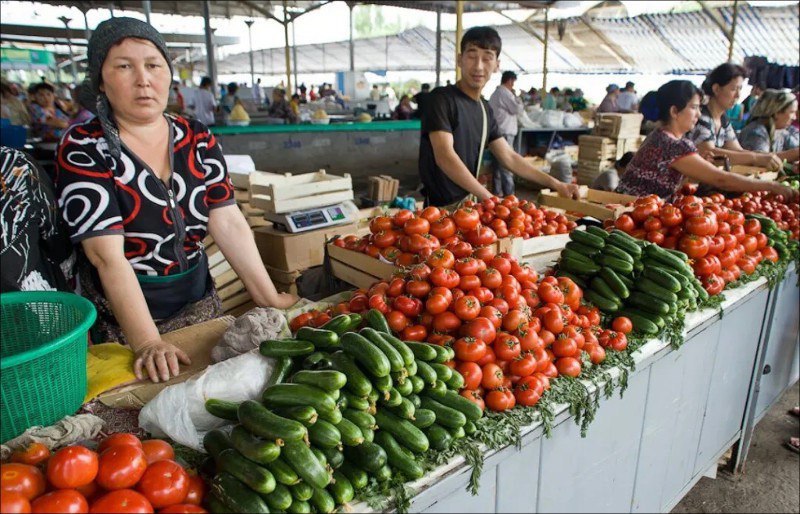 Опубликованы цены на продукты питания на узбекских рынках