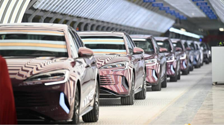 BYD Seal DM-i PHEV - последние новости от команды Repost.uz