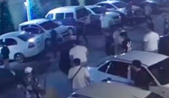 В Фергане разыскивают парня, убившего гражданина возле чайханы (видео)