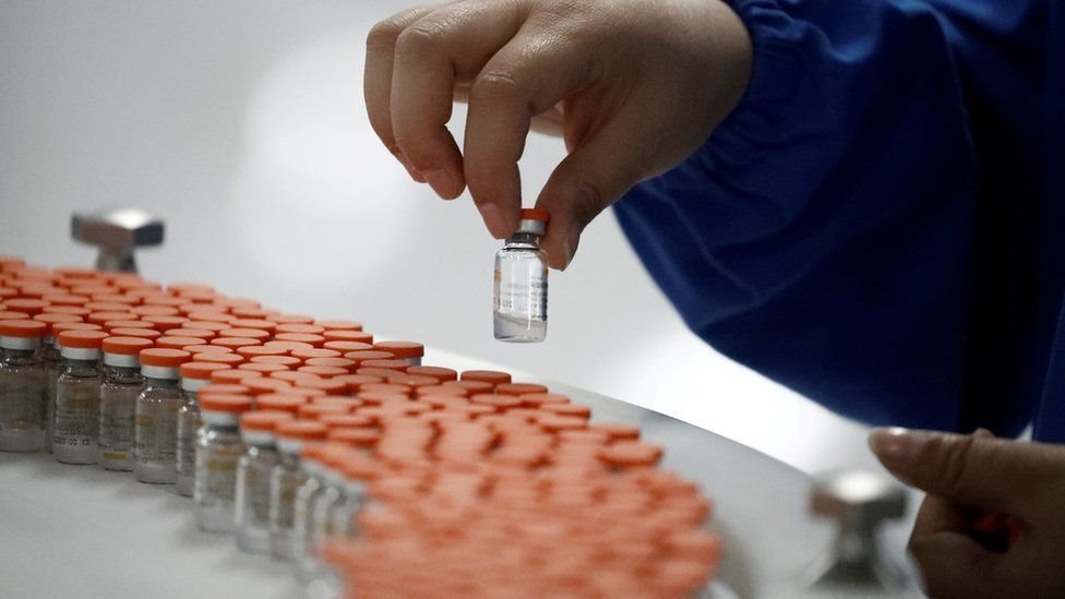 В Бразилии приостановлено испытание китайской вакцины от коронавируса из-за побочного эффекта