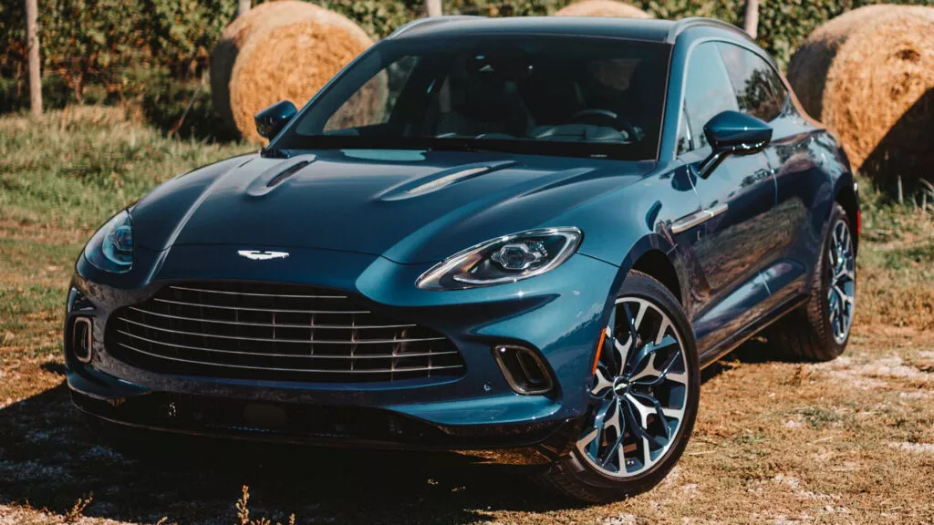 Aston Martin Rapide - последние новости от команды Repost.uz
