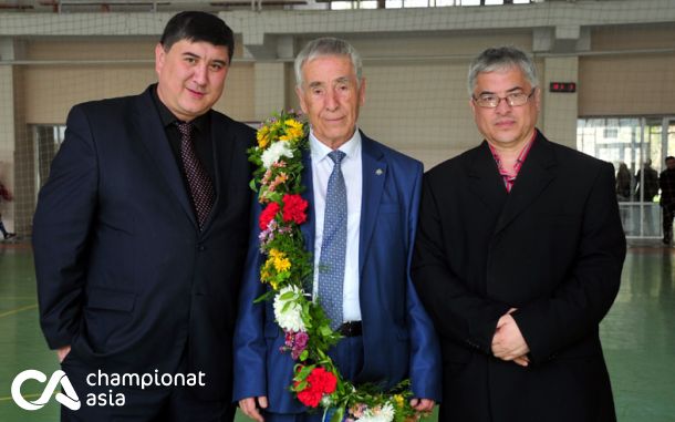 Спортивный журналист Аброр Имамходжаев назвал виновного в проигрыше сборной Узбекистана