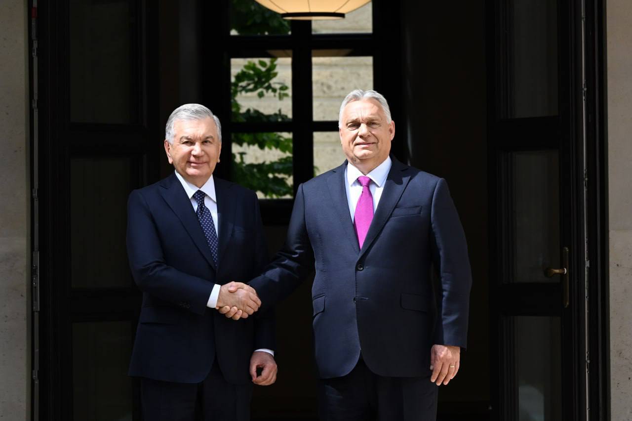 Шавкат Мирзиёев провел переговоры с премьером Венгрии Виктором Орбаном 