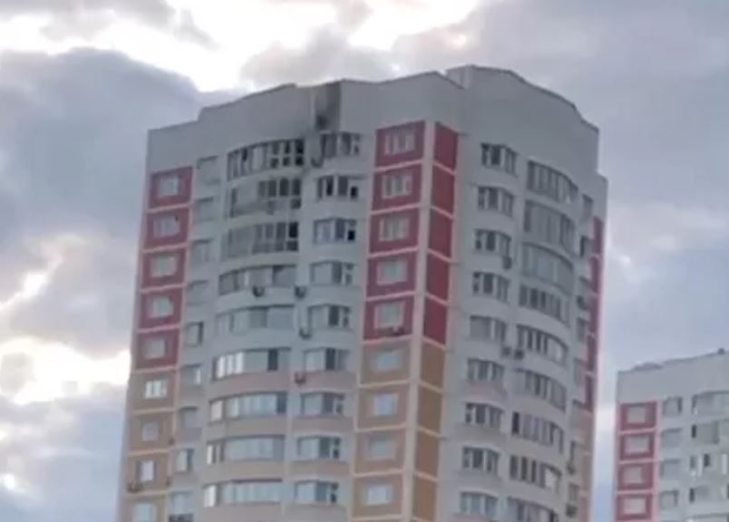 Москву массово атаковали дроны (видео)