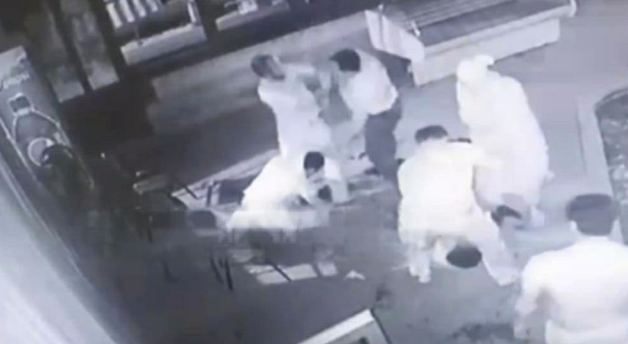 В Кашкадарье двое мужчин напились и избили незнакомца 