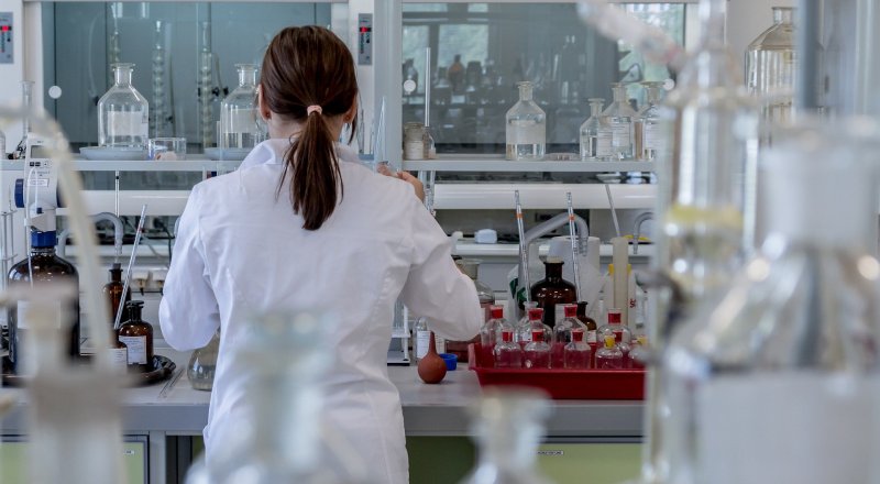 В Узбекистане внедряют новую систему преподавания химии и биологии