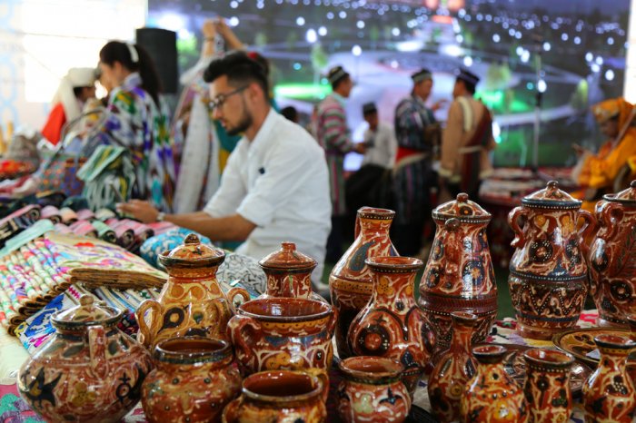 В Узбекистане разрешили проводить международные выставки и ярмарки 