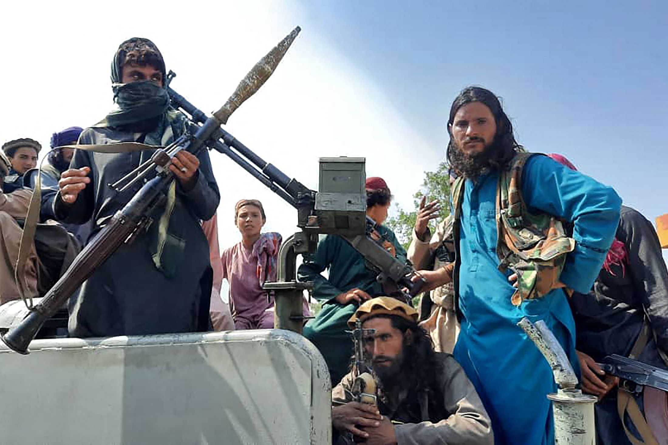 Соединенные Штаты пытаются подсчитать количество вооружения, попавшего в руки талибов