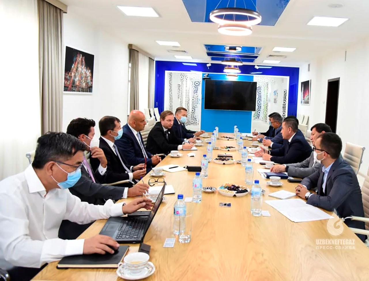 Председатель Правления АО «Узбекнефтегаз» встретился с исполнительным вице-президентом компании «Air Products and Chemicals, Inc.»