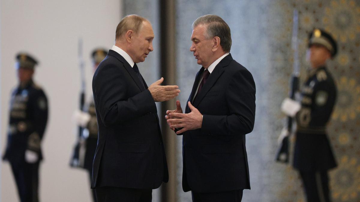 Выяснилось, о чем говорили Мирзиёев и Путин