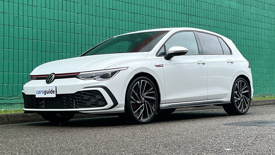 Volkswagen тестирует последний Golf с ДВС 