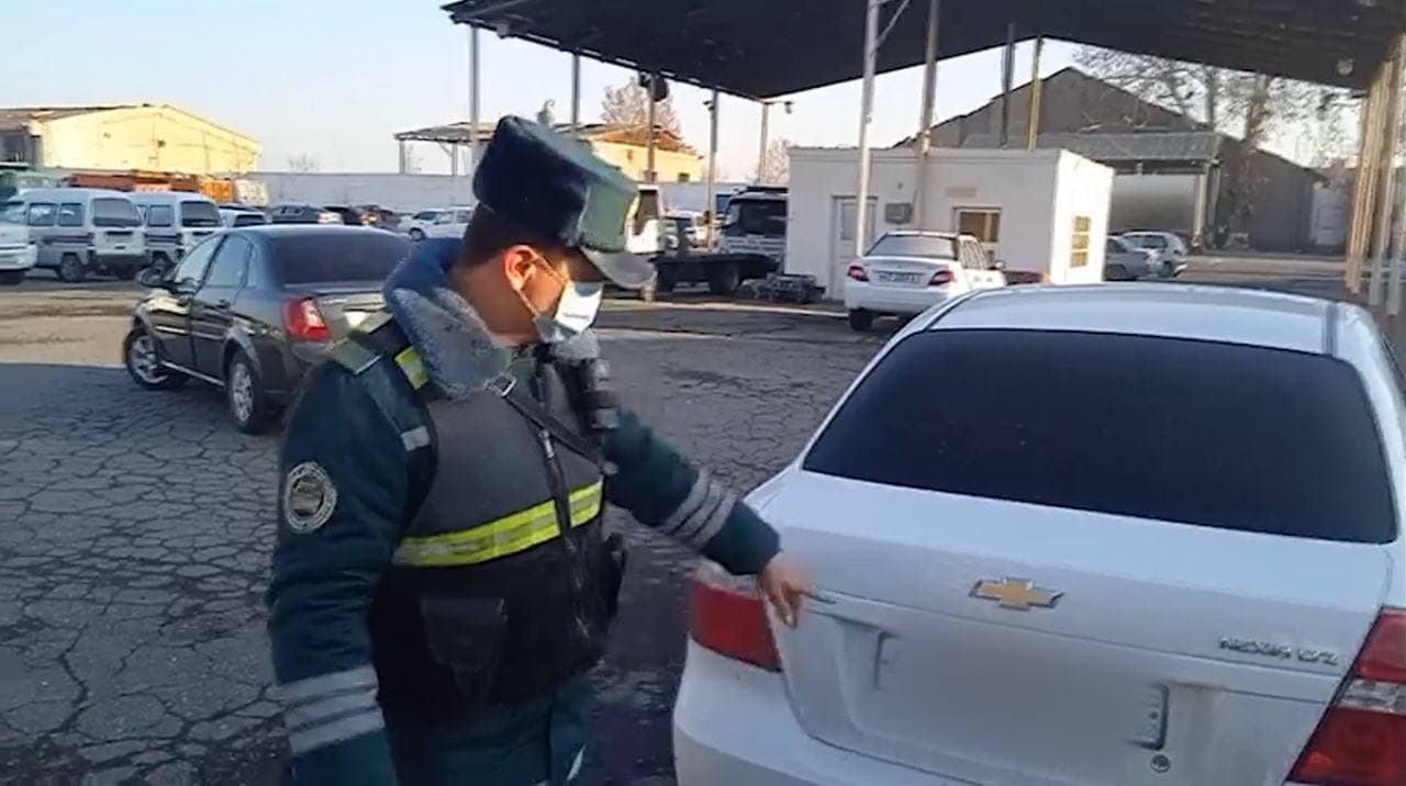 В Ферганской области у работника мойки был неудачный день, и он угнал автомобиль клиента