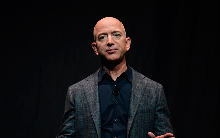 Джефф Безос продал акции Amazon более чем на $6 млрд