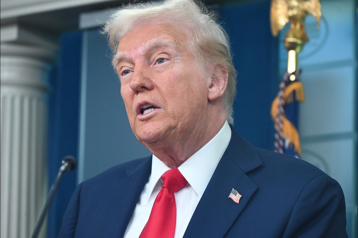 Трамп обвинил Иран в нарушении режима прекращения огня с США