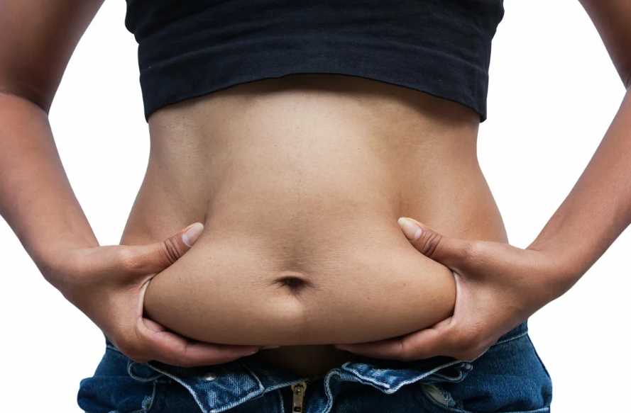 Диетическая еда может быть причиной отложения жира на животе. Рассказал диетолог