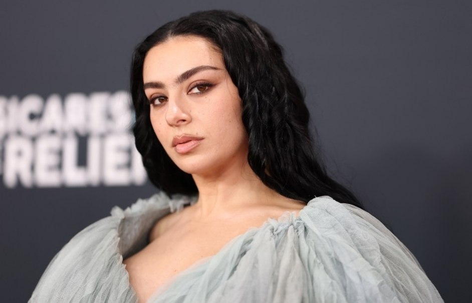 Charli XCX - последние новости от команды Repost.uz