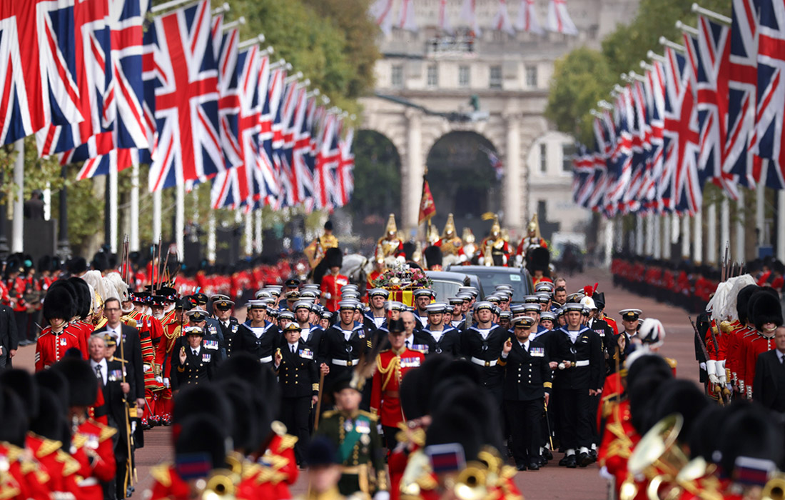 В Лондоне проходят похороны Елизаветы II — фоторепортаж