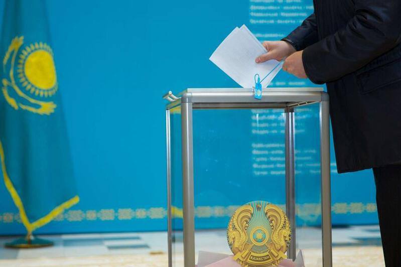 Президент Казахстана не сможет избираться на второй срок