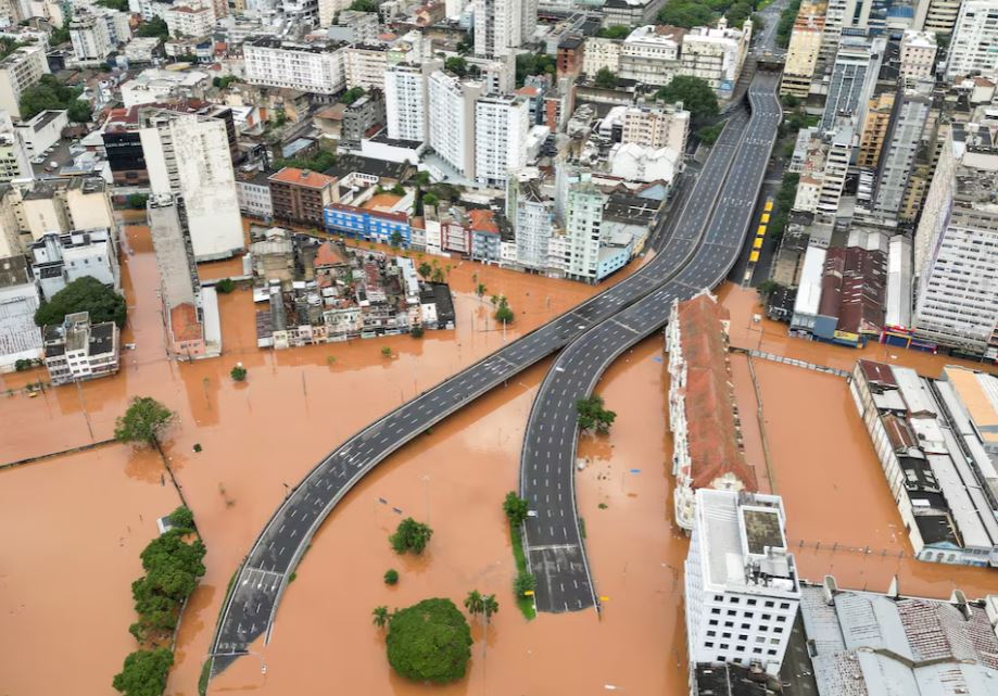 Число погибших в результате наводнений в Бразилии возросло до 78
