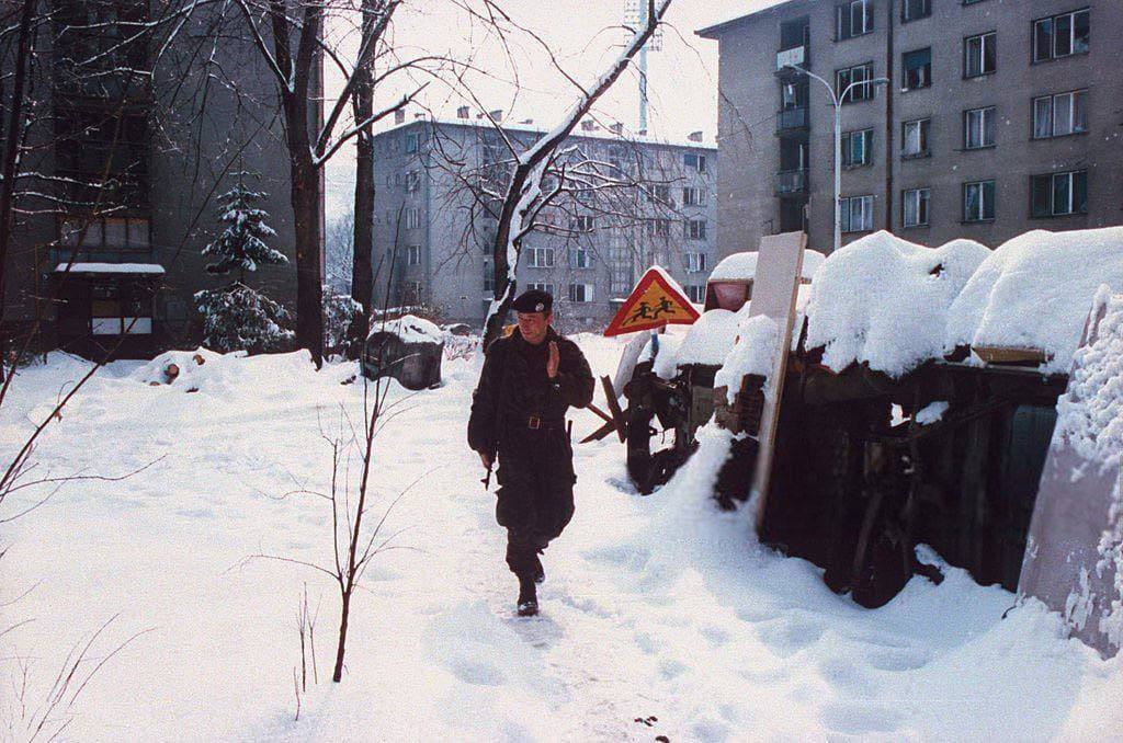 Sarayevoning Grbavitsa shahridagi to'qnashuv vaqtlari. Yugoslaviya, 1994-yil, fevral<br>