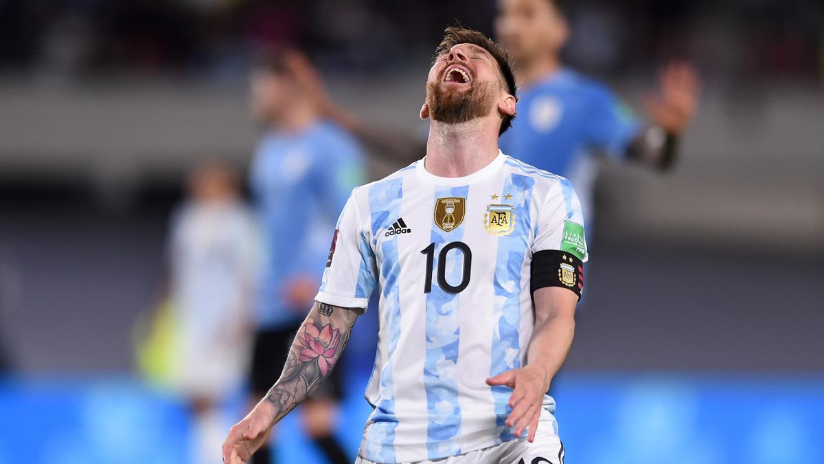 Месси обвинил в предвзятости бразильского арбитра, работавшего на матче Аргентина — Перу 