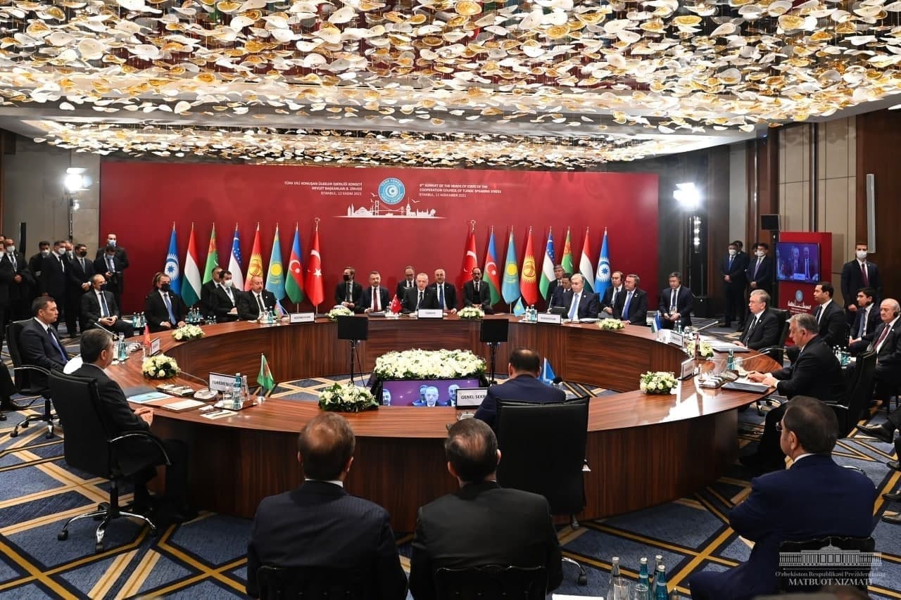 Шавкат Мирзиёев выступил на саммите Совета сотрудничества тюркоязычных государств: лидеры стран приняли более 10 документов