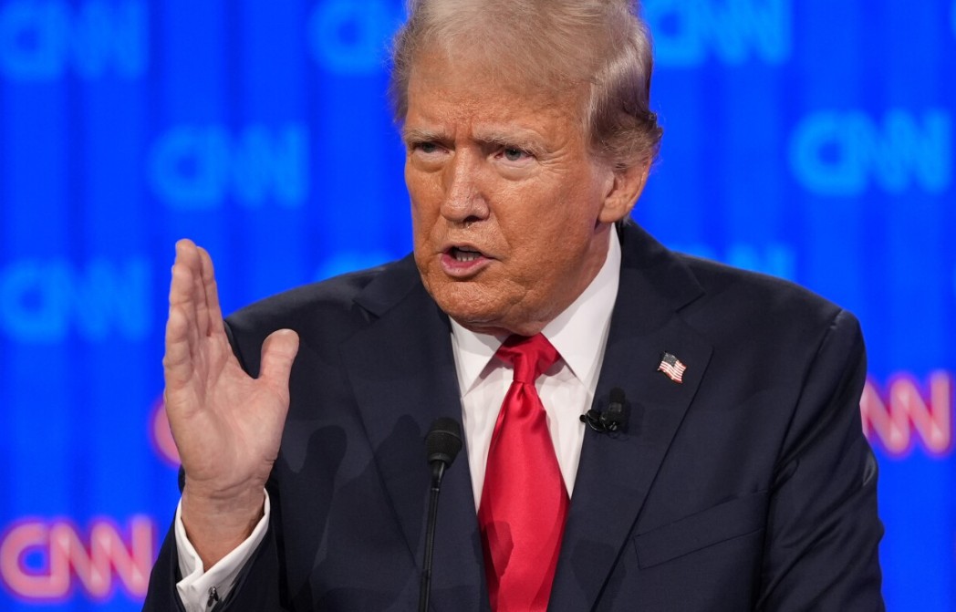 «Их нужно привлечь к ответственности». Трамп обвинил демократов в утечке разведданных об ударах по Ирану