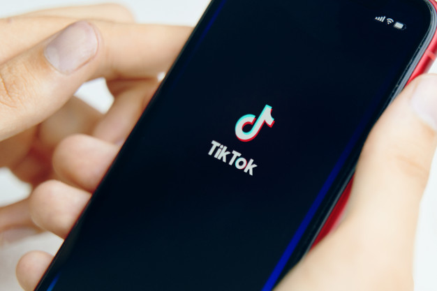 TikTok ужесточил правила пользования для подростков