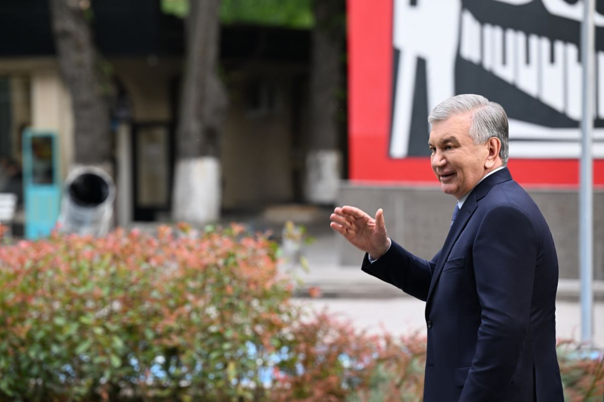 Шавкат Мирзиёев ознакомился с обновленной улицей Узбекистон овози