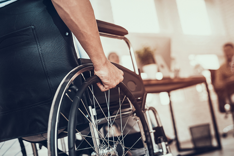 Сенат предложил ввести ответственность для гостиниц, не создающих условия для лиц с инвалидностью