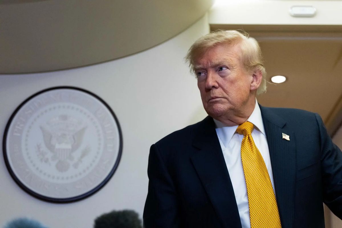Трамп заявил, что США восстанавливают блокаду морских портов Ирана