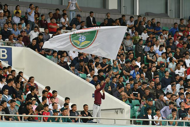 Госдоли узбекских футбольных клубов продадут