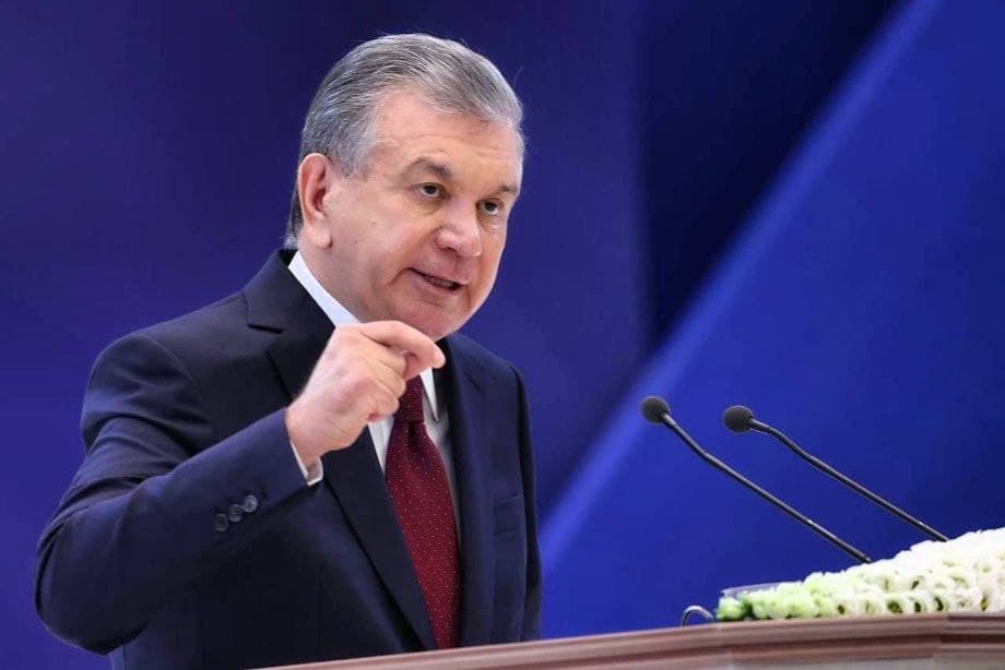 Шавкат Мирзиёев прокомментировал предложение Алишера Кадырова по налогообложению мигрантов 
