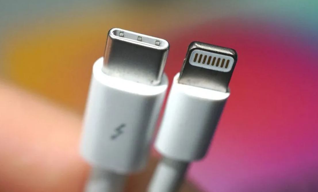 Apple вынужденно переходит на USB-C