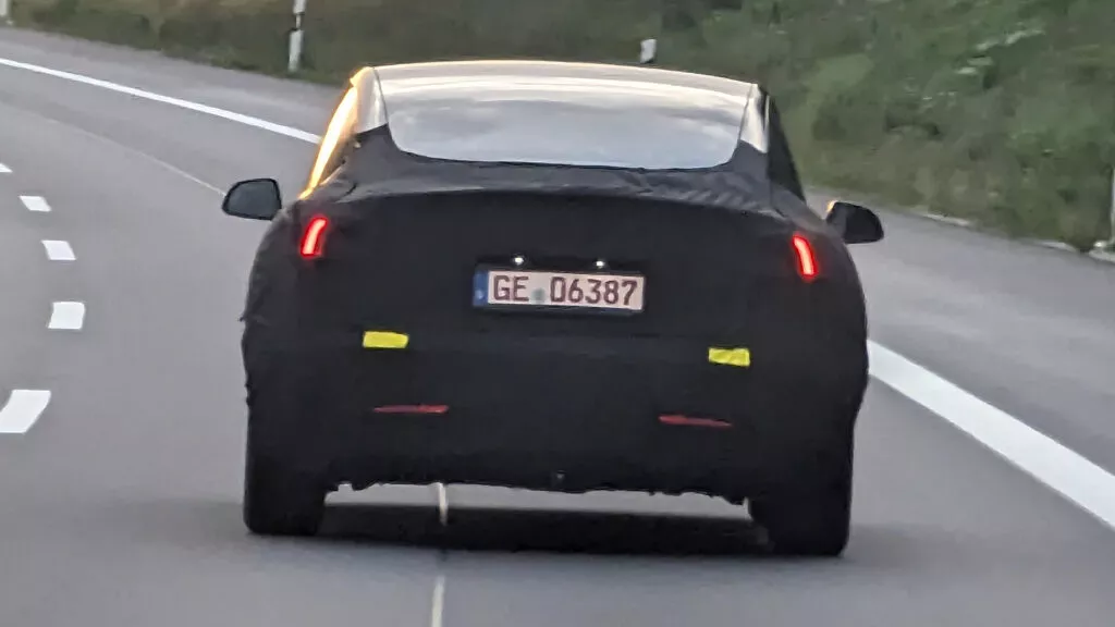 Tesla Model 3 Highiland проходит тесты в Европе перед запуском