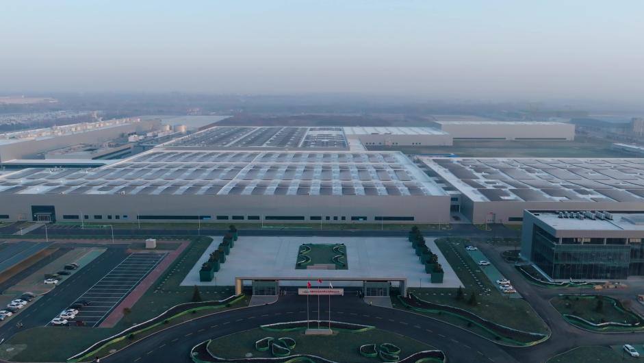 Делегация Узбекистана посетила автомобильный завод EXEED в Китае (фото)